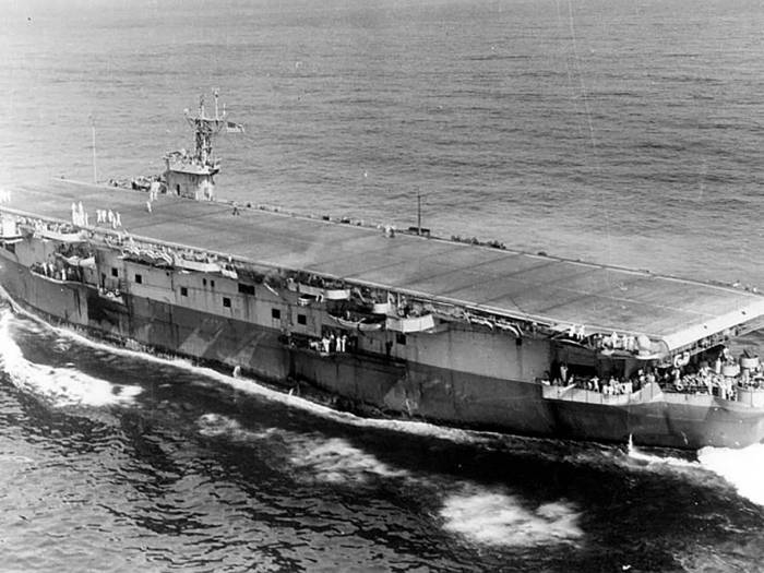 Porte avion d'escorte USS Bogue