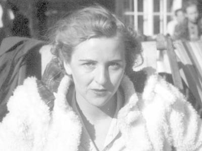 wp-content/uploads/2025/09/Eva-Braun.jpg