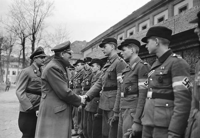 Dernière apparition publique d'Hitler