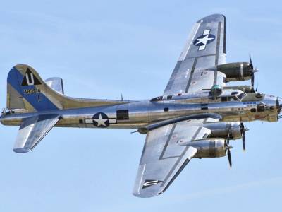 wp-content/uploads/2026/07/Boeing-B-17.jpg