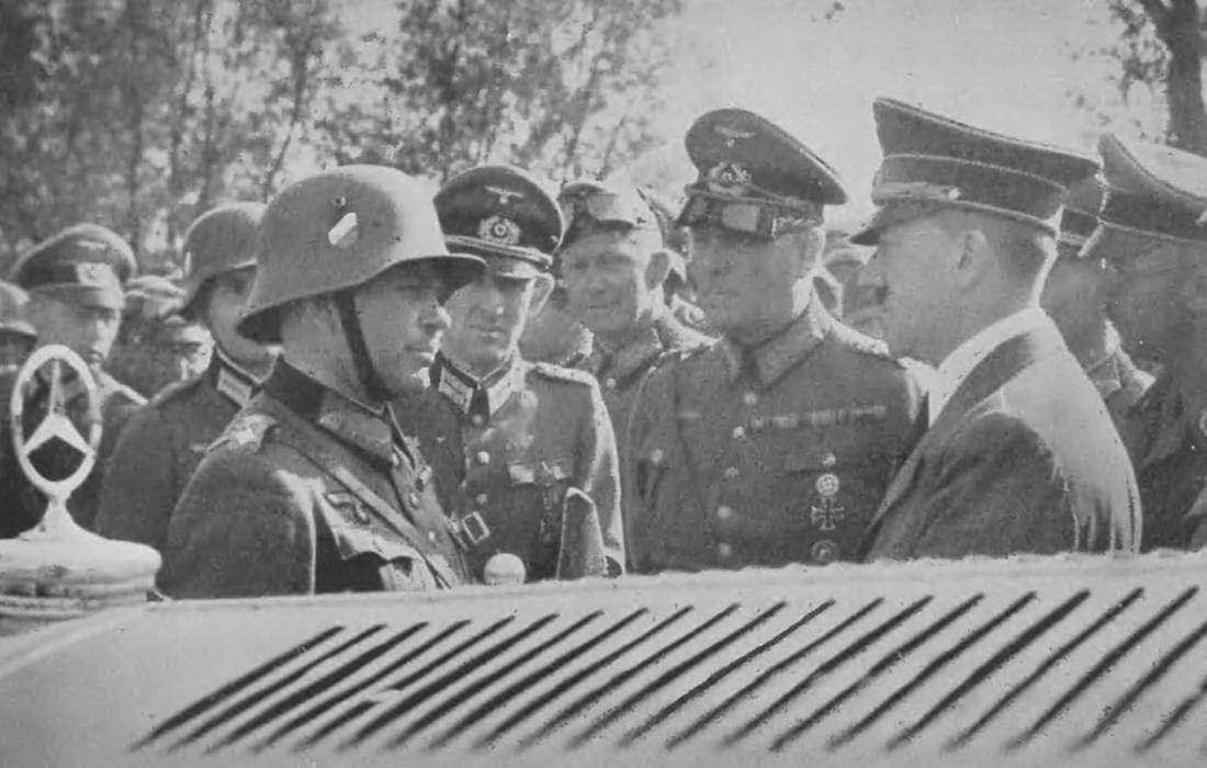 Himmler (&agrave; droite), Adolf Hitler, Heinz Guderian, Rudolf Schmundt, en Pologne