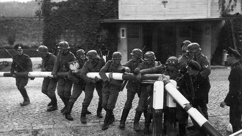 soldats allemands a la frontiere polonaise